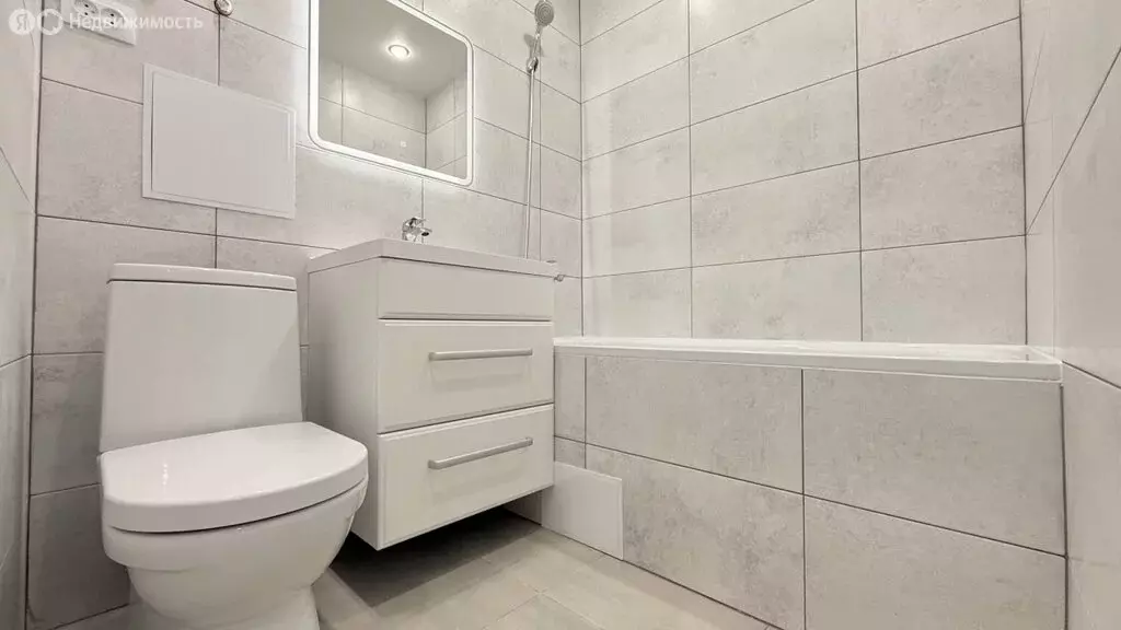 2-комнатная квартира: Киров, улица Труда, 57 (41.9 м) - Фото 0