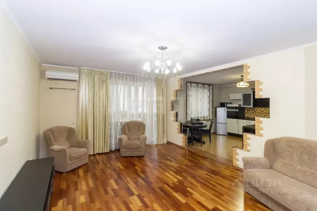 3-к кв. Тюменская область, Тюмень ул. Демьяна Бедного, 83к1 (114.0 м) - Фото 1