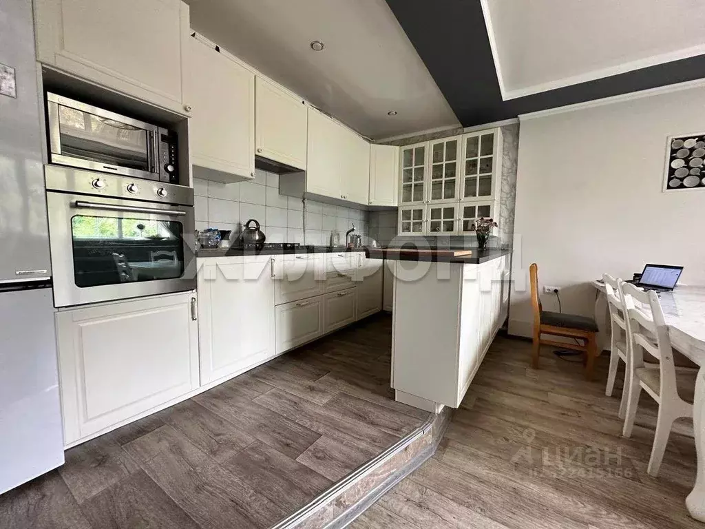 Дом в Ставропольский край, Георгиевский муниципальный округ, с. ... - Фото 2