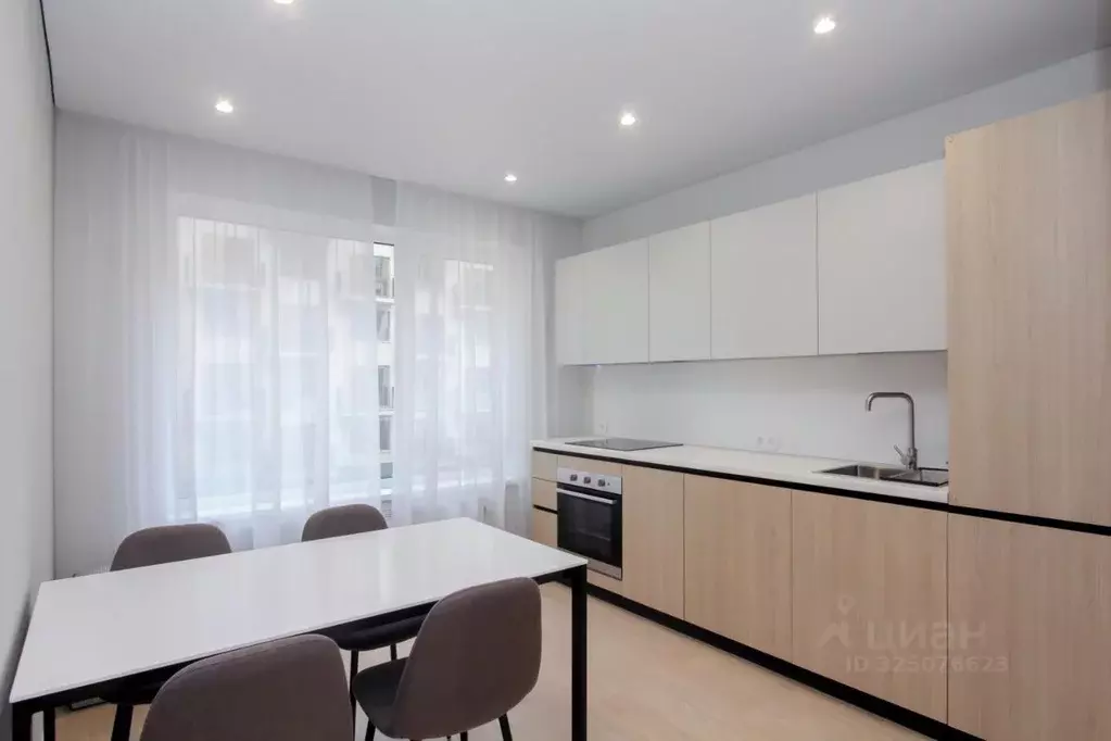 3-к кв. Свердловская область, Екатеринбург ул. Шаумяна, 24 (76.0 м) - Фото 1