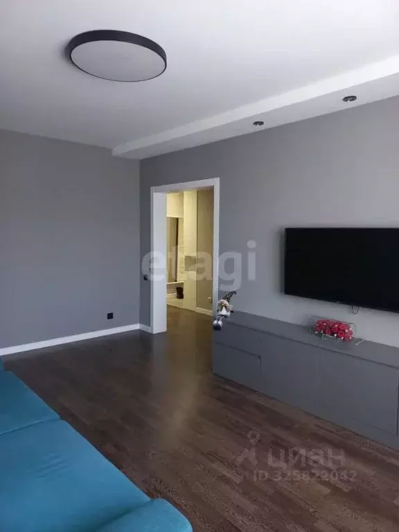 2-к кв. Адыгея, Майкоп ул. Чкалова, 84В (68.0 м) - Фото 1