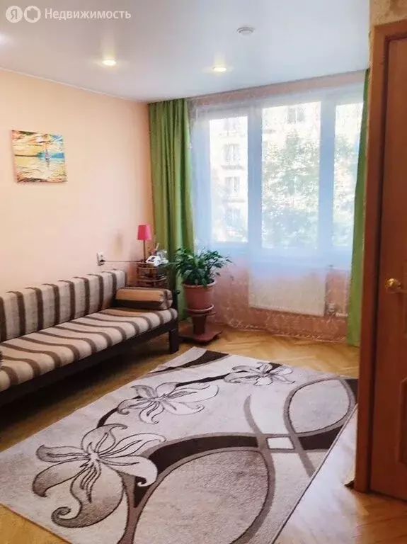 3-комнатная квартира: Санкт-Петербург, улица Пограничника Гарькавого, ... - Фото 2