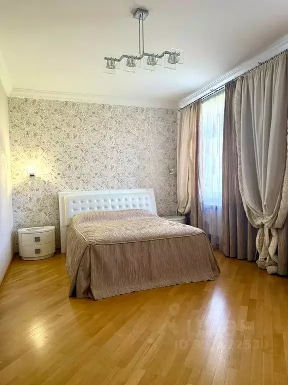 3-к кв. Ставропольский край, Ессентуки ул. Ленина, 14А (131.0 м) - Фото 0