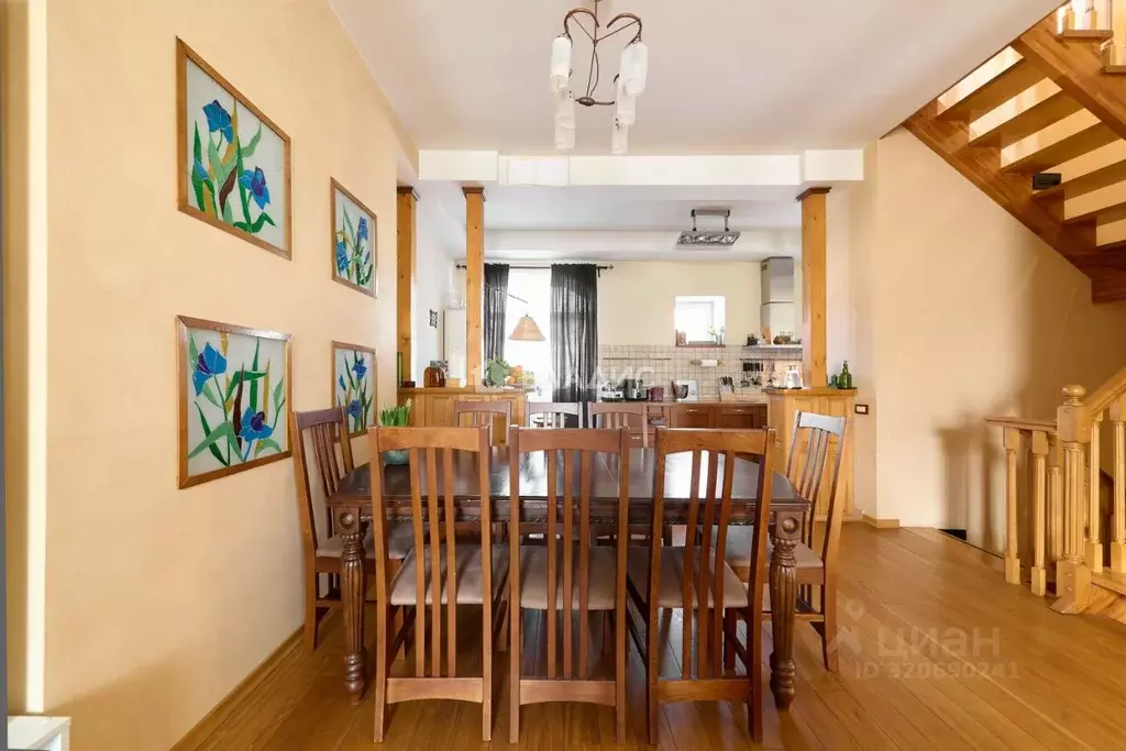 Таунхаус в Москва Куркинское ш., 40к4 (200 м) - Фото 1