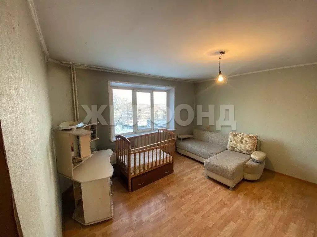 1-к кв. Хакасия, Усть-Абакан рп ул. Пионерская, 51 (34.0 м) - Фото 1