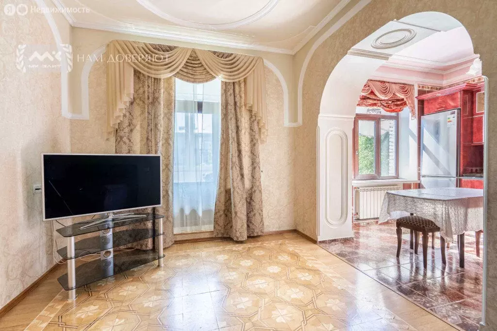 4-комнатная квартира: Санкт-Петербург, Бассейная улица, 27 (103.8 м) - Фото 2