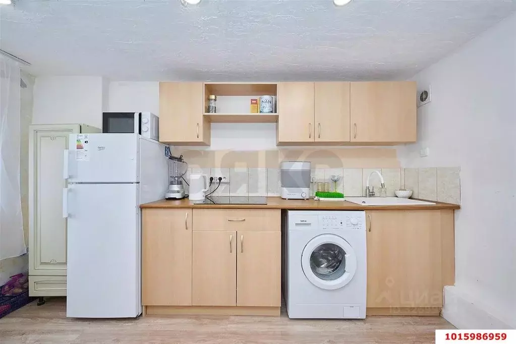 2-к кв. Краснодарский край, Краснодар Российская ул. (61.3 м) - Фото 2