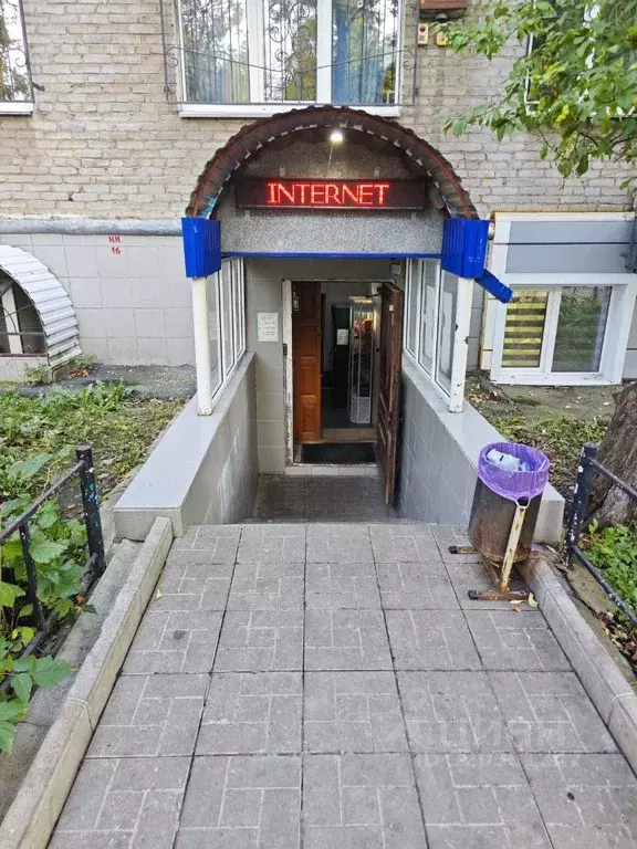 Помещение свободного назначения в Башкортостан, Уфа ул. Коммунаров, 6 ... - Фото 2