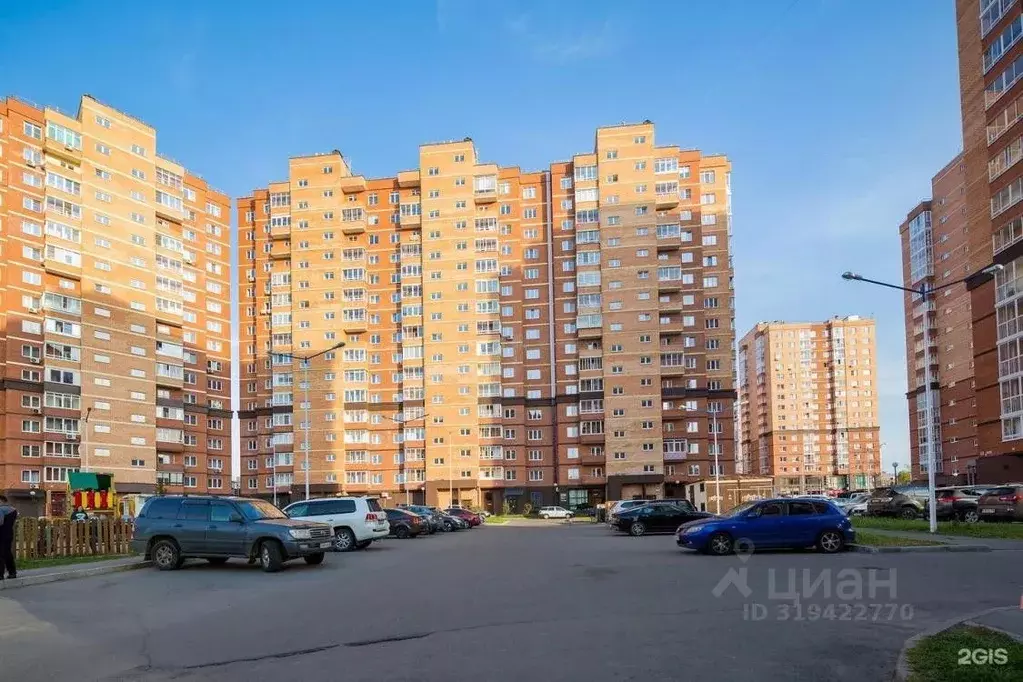 2-к кв. Иркутская область, Иркутск ул. Красноказачья, 74/1 (63.1 м) - Фото 0