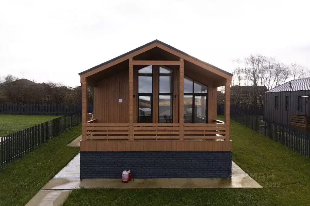 Дом в Ленинградская область, Ломоносовский район, Аннинское городское ... - Фото 2