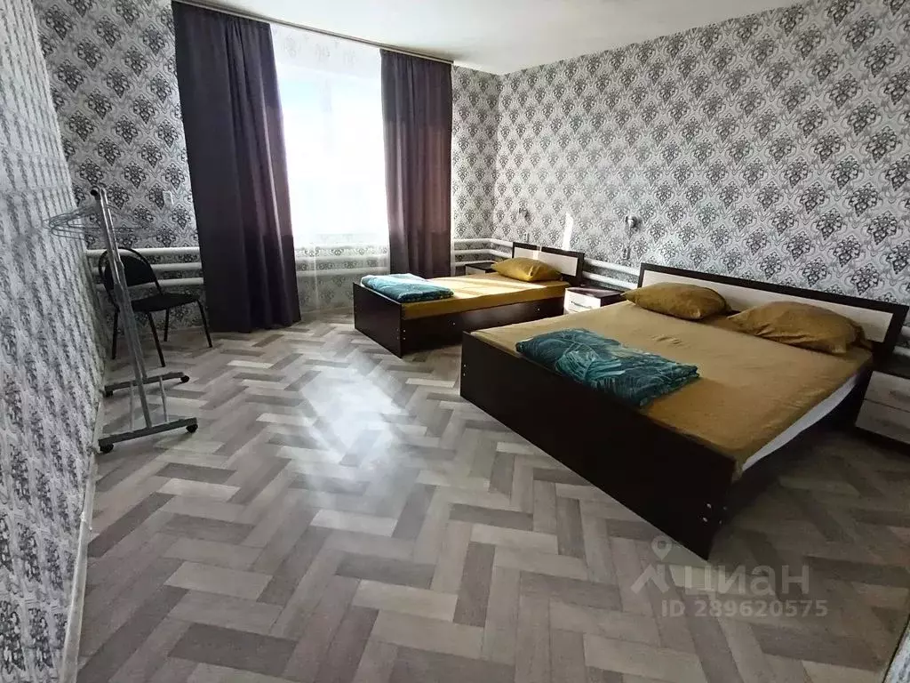 Дом в Воронежская область, Богучар Рабочий пер., 6А (75 м) - Фото 1