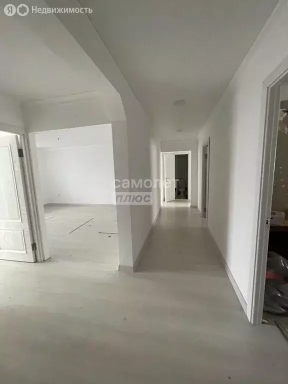 5-комнатная квартира: Хасавюрт, улица Воробьёва, 52 (100 м) - Фото 1