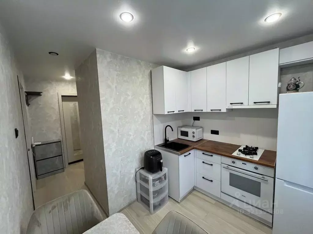 1-к кв. Удмуртия, Ижевск ул. 40 лет Победы, 58 (28.9 м) - Фото 0