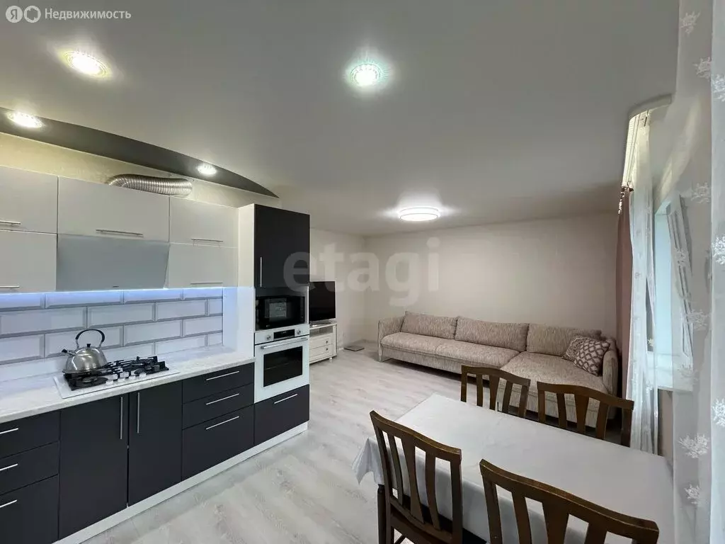 3-комнатная квартира: Усинск, Парковая улица, 13Б (63.5 м) - Фото 2