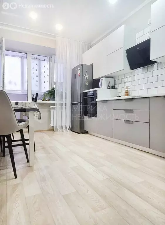 1-комнатная квартира: Тюмень, Суходольская улица, 14 (36 м) - Фото 0