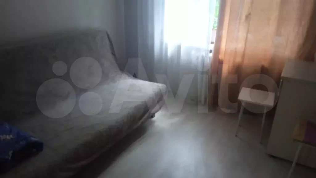 Комната 12 м в 3-к., 1/5 эт. - Фото 1