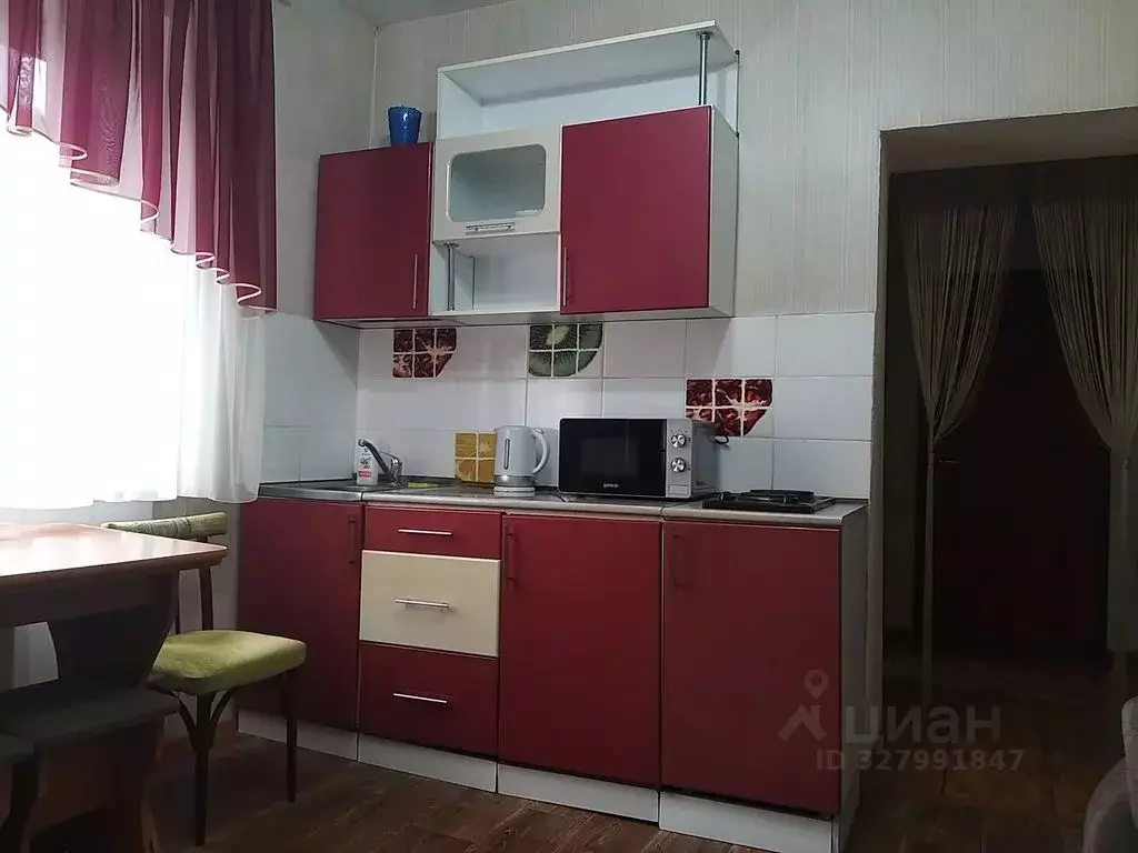 Дом в Алтайский край, Белокуриха ул. Братьев Ждановых, 7 (30 м) - Фото 2