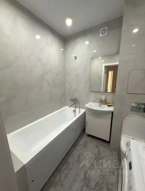 1-к кв. Калмыкия, Элиста ул. Имени Н.С. Хрущева, 15 (38.0 м) - Фото 1