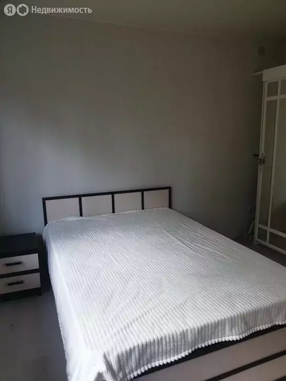 2-комнатная квартира: посёлок городского типа Черноморский, улица ... - Фото 1