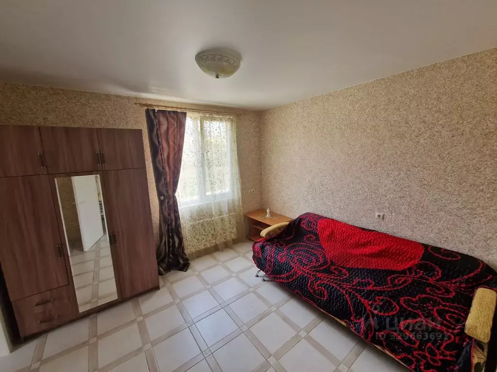 1-к кв. Севастополь пер. Редутный, 46 (30.0 м) - Фото 1