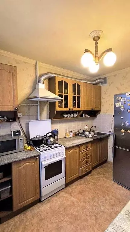 3-к кв. Чувашия, Новочебоксарск ул. 10-й Пятилетки, 32 (65.4 м) - Фото 1