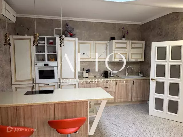 Продаётся 3-к квартира, 188 м - Фото 0