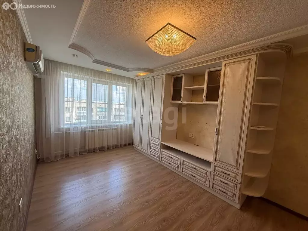3-комнатная квартира: Курган, улица Криволапова, 21 (62.2 м) - Фото 2
