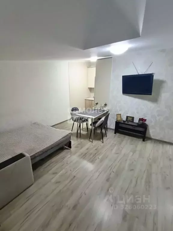 1-к кв. Кабардино-Балкария, Нальчик ул. Братьев Беровых, 70 (28.5 м) - Фото 1