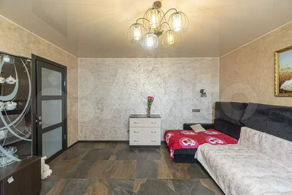 Комната 19 м в 2-к., 8/9 эт. - Фото 1