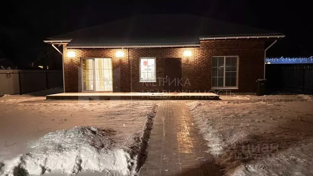 Коттедж в Тюменская область, Тюменский район, с. Перевалово ул. ... - Фото 0