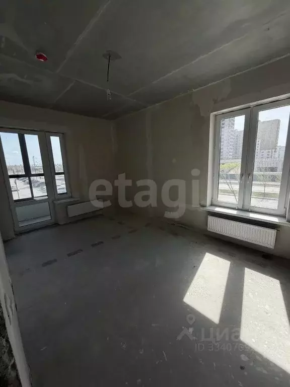 2-к кв. Тюменская область, Тюмень ул. Разведчика Кузнецова, 7 (63.5 м) - Фото 1