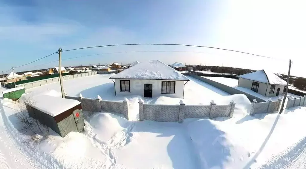 Дом в Тюменская область, Тюменский муниципальный округ, с. ... - Фото 1