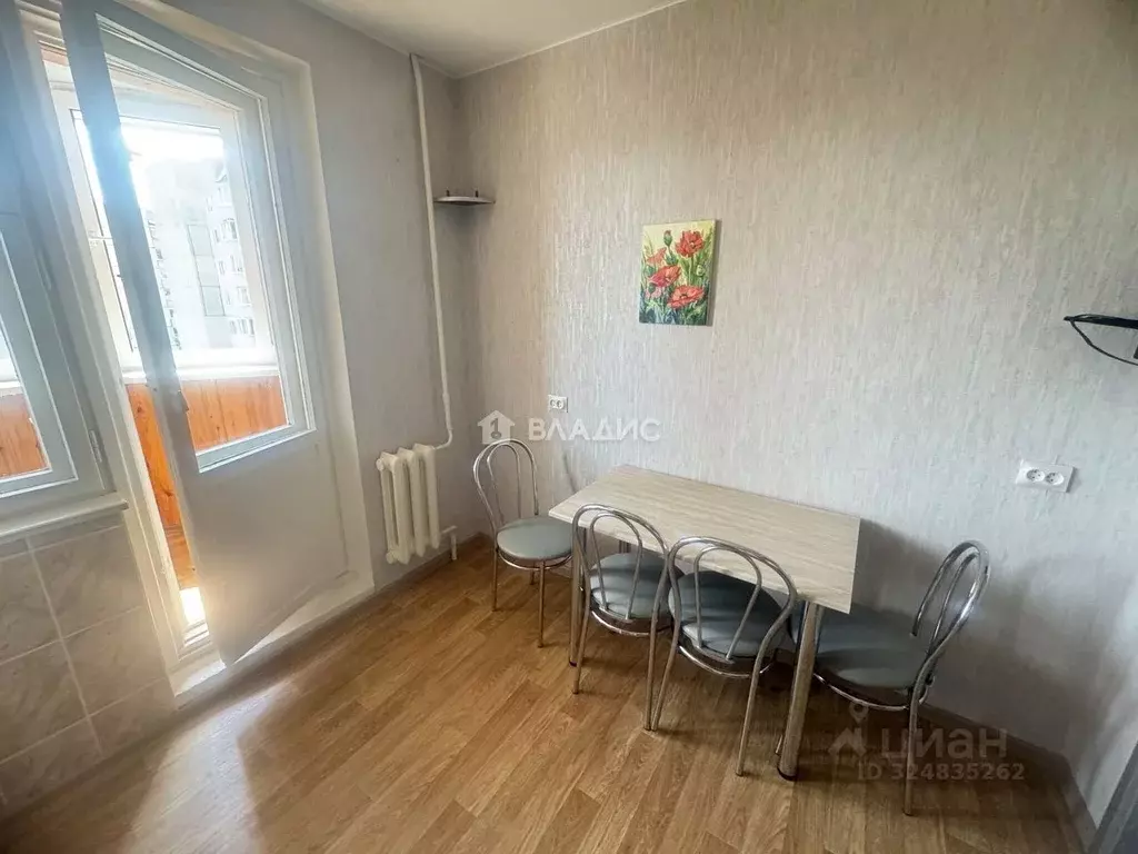 2-к кв. Владимирская область, Владимир ул. Разина, 33 (55.0 м) - Фото 2