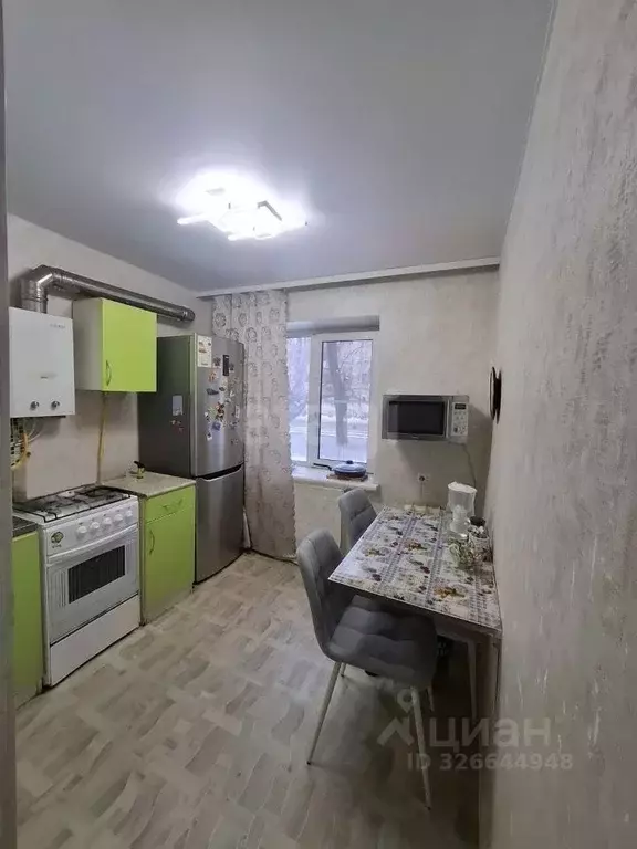 1-к кв. Волгоградская область, Волгоград ул. 40 лет ВЛКСМ, 27 (31.7 м) - Фото 1