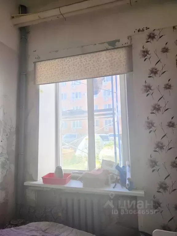 Комната Псковская область, Псков ул. Труда, 32 (12.8 м) - Фото 1
