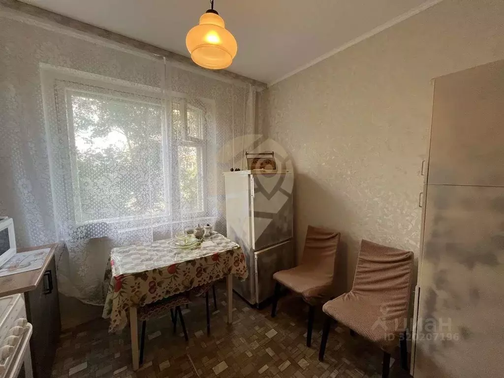 2-к кв. Белгородская область, Старый Оскол Восточный мкр, 10 (51.8 м) - Фото 1