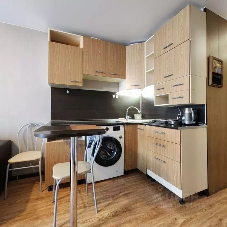 Студия Приморский край, Владивосток ул. Надибаидзе, 28 (22.8 м) - Фото 1