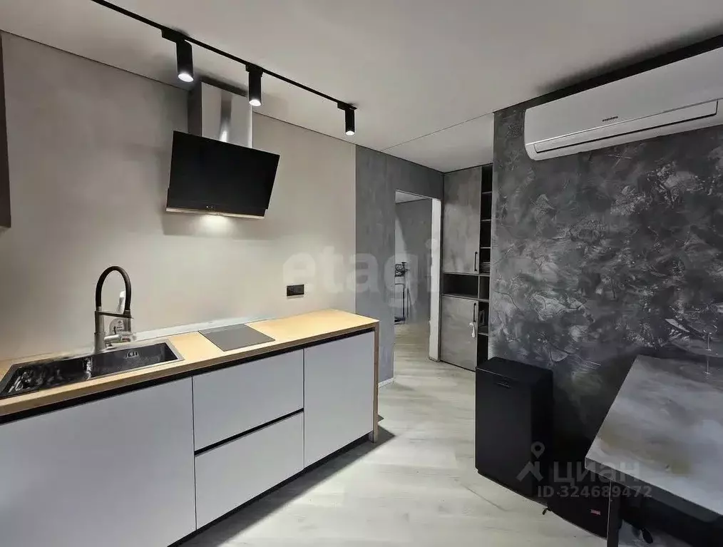 3-к кв. Псковская область, Псков Коммунальная ул., 40 (58.8 м) - Фото 1