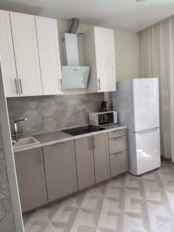 1-к. квартира, 45 м, 12/17 эт. - Фото 0