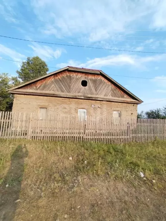 Дом в Забайкальский край, Читинский район, Новотроицкое с/пос, с. ... - Фото 1