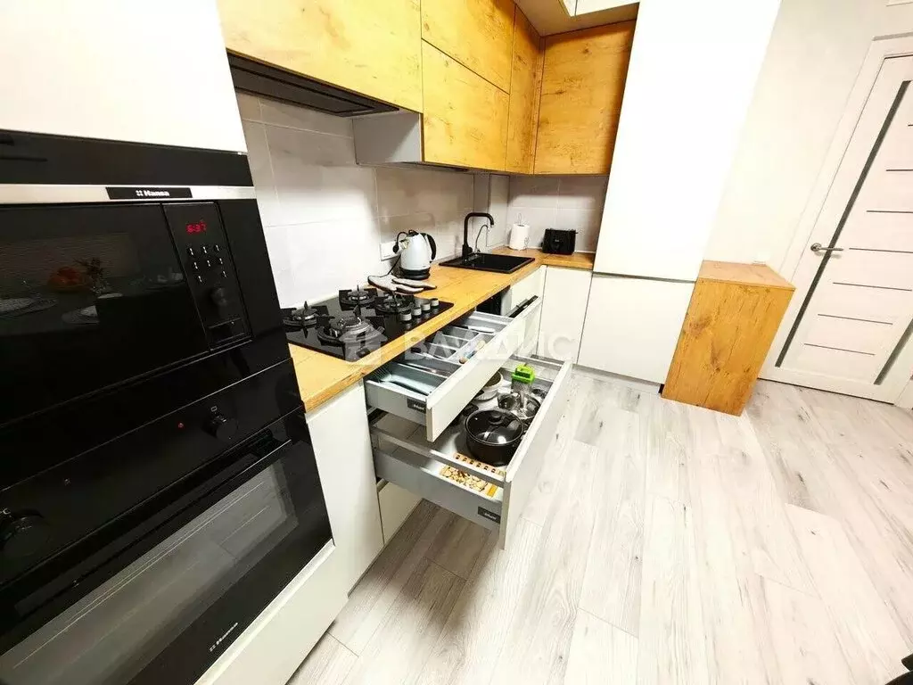 1-комнатная квартира: Калининград, улица Памяти Павших в Афганистане, ... - Фото 2