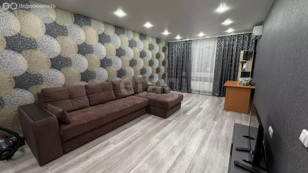 1-комнатная квартира: Тюмень, улица Монтажников, 34 (41.1 м) - Фото 2