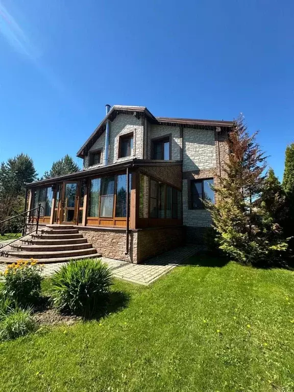 Дом в Калужская область, Жуковский муниципальный округ, д. Корсаково ... - Фото 1