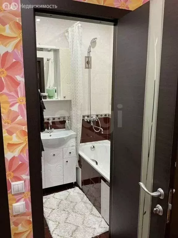 2-комнатная квартира: Иркутск, улица Поленова, 17 (52.9 м) - Фото 2