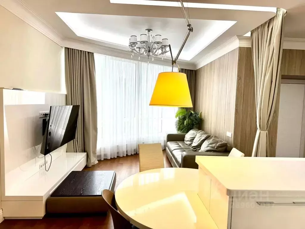 2-к кв. Крым, Ялта Приморский парк имени Гагарина кв-л, 10 (76.0 м) - Фото 1