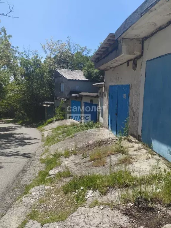 Гараж в Краснодарский край, Туапсе Звездная ул., 1 (44 м) - Фото 1