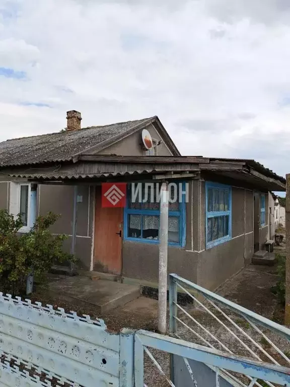 Дом в Крым, Советский район, с. Красногвардейское ул. Парковая, 27 (58 ... - Фото 2