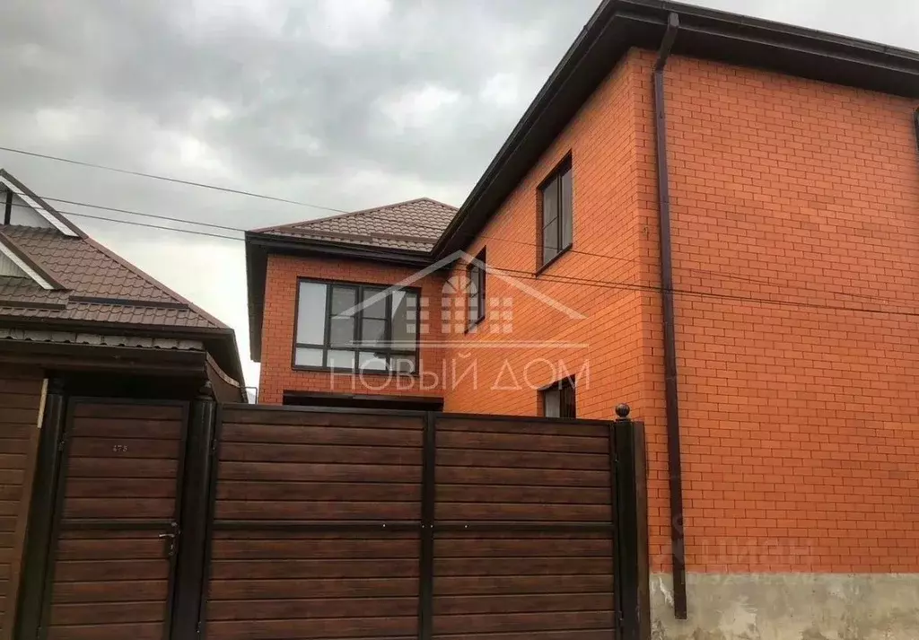 Дом в Кабардино-Балкария, Нальчик ул. Симиренко (220 м) - Фото 2