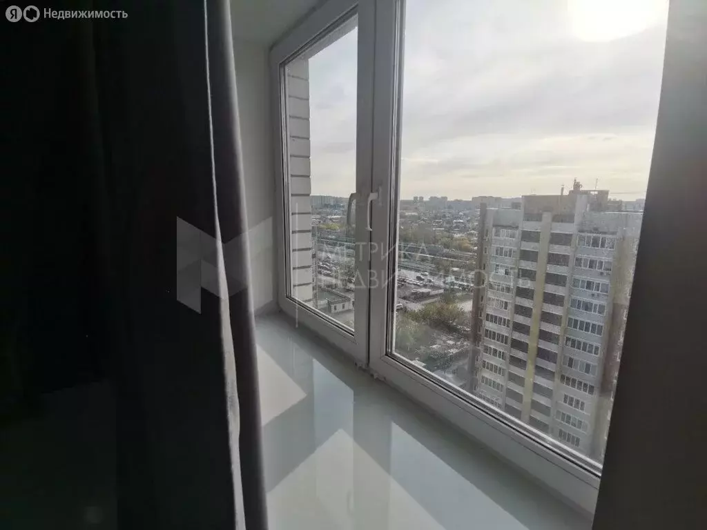 2-комнатная квартира: Тюмень, улица Салтыкова-Щедрина, 58/3 (94.5 м) - Фото 0