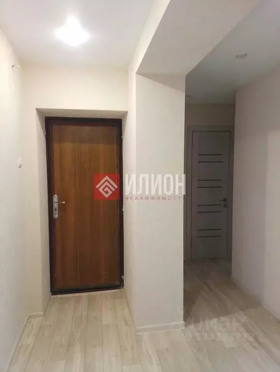 2-к кв. Севастополь пл. Пирогова, 6А (54.6 м) - Фото 2